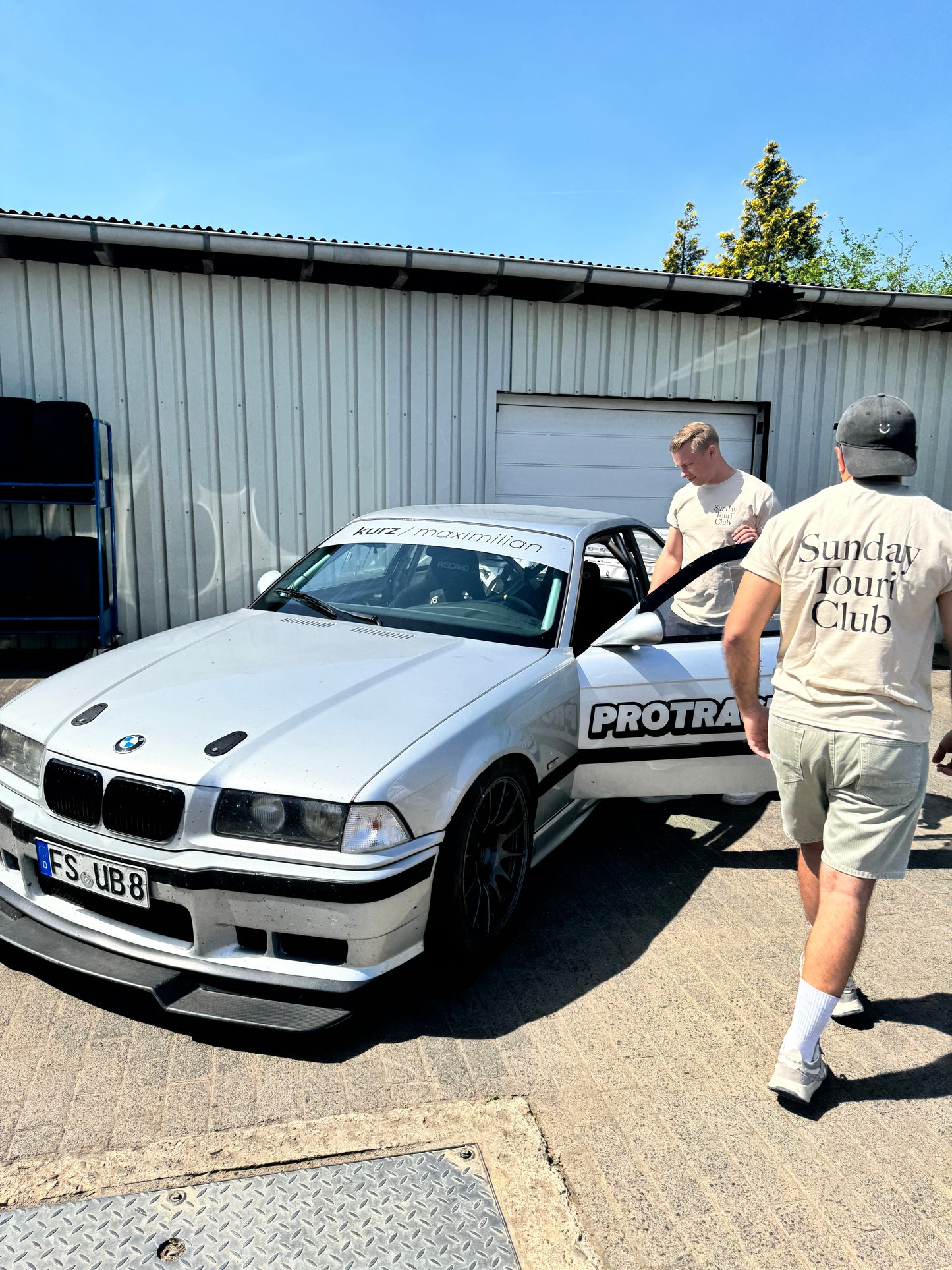 Sunday Touri Club – First Edition T-shirt